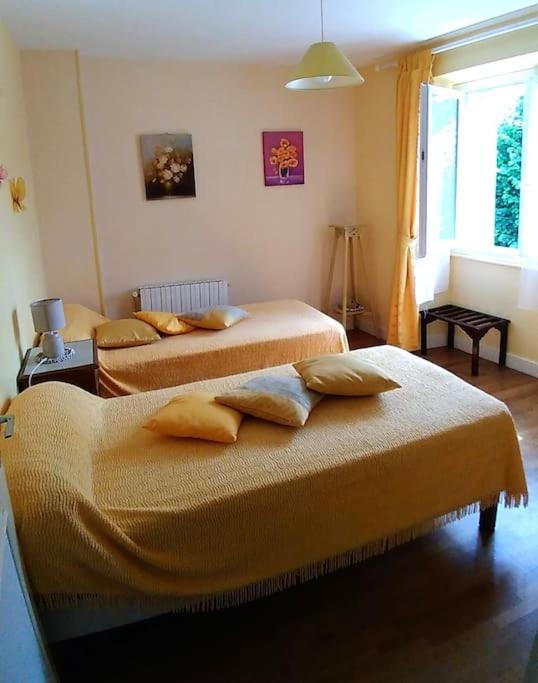 Cottage By The Chateau With Pool In National Parc Les Salles-Lavauguyon Exterior foto